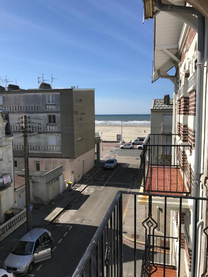 Appartement A 30 M De La Plage - Balcon - Proche Centre - Wifi -Le Ceres 3 Berck Luaran gambar